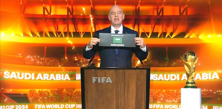 السعودية تفوز باستضافة كأس العالم (FIFA 2034)