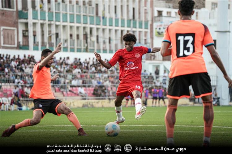 التلال ينجو من فخ شمسان بهدف الدقائق القاتلة في دوري عدن الممتاز