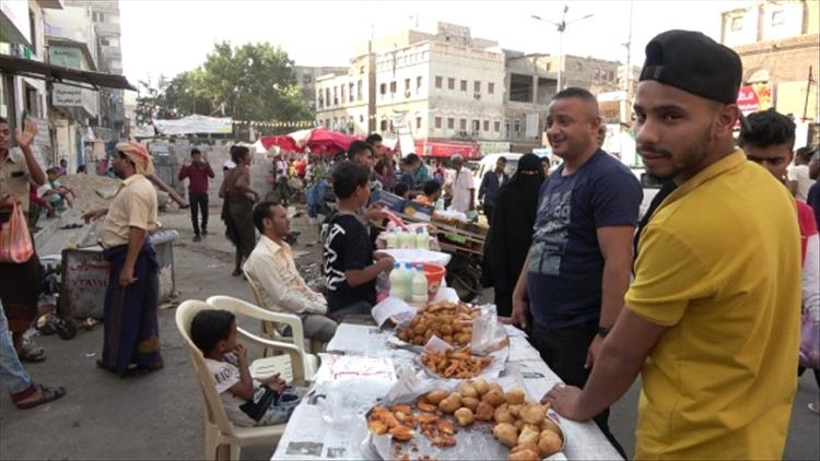 “رمضان في اليمن.. شهر الرحمة يتحول إلى معاناة للفقراء وسط أزمة خانقة”