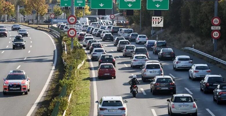 حادثة أغرب من الخيال.. سيارة تدهس سائقتها 3 مرات