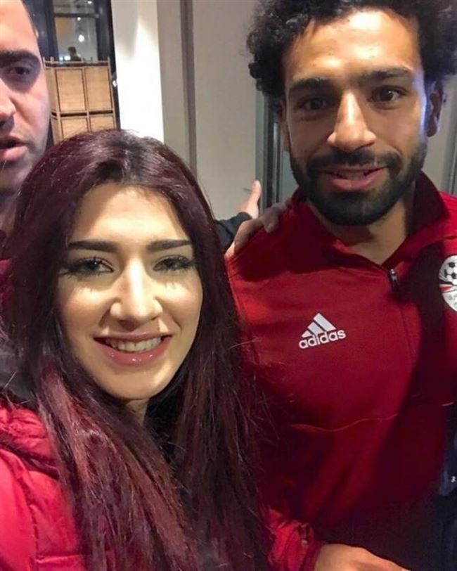 محمد صلاح والمعجبة